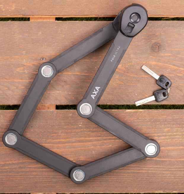 AXA | Fold Ultra